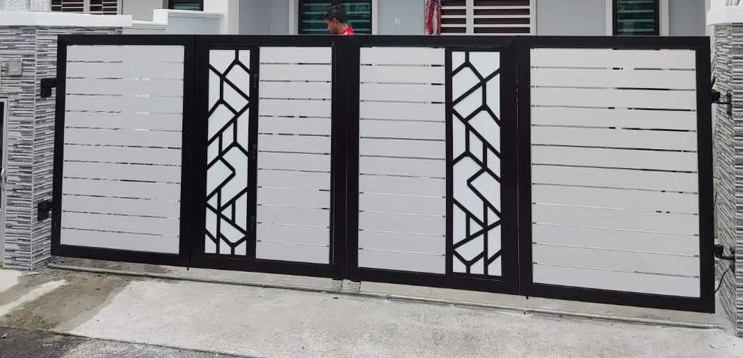 Aluminium Main Gate Black